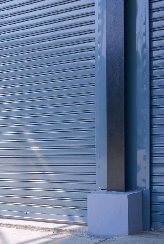 installation dépannage motorisation porte de garage enroulable