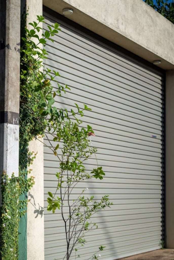 Installatation réparation motorisation rideau metallique haut de page