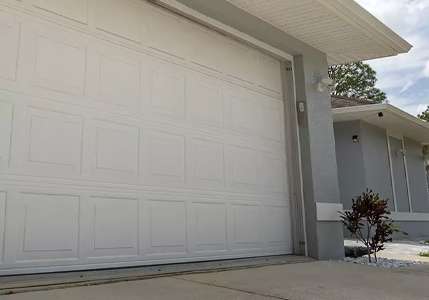 porte de garage moderne accueil