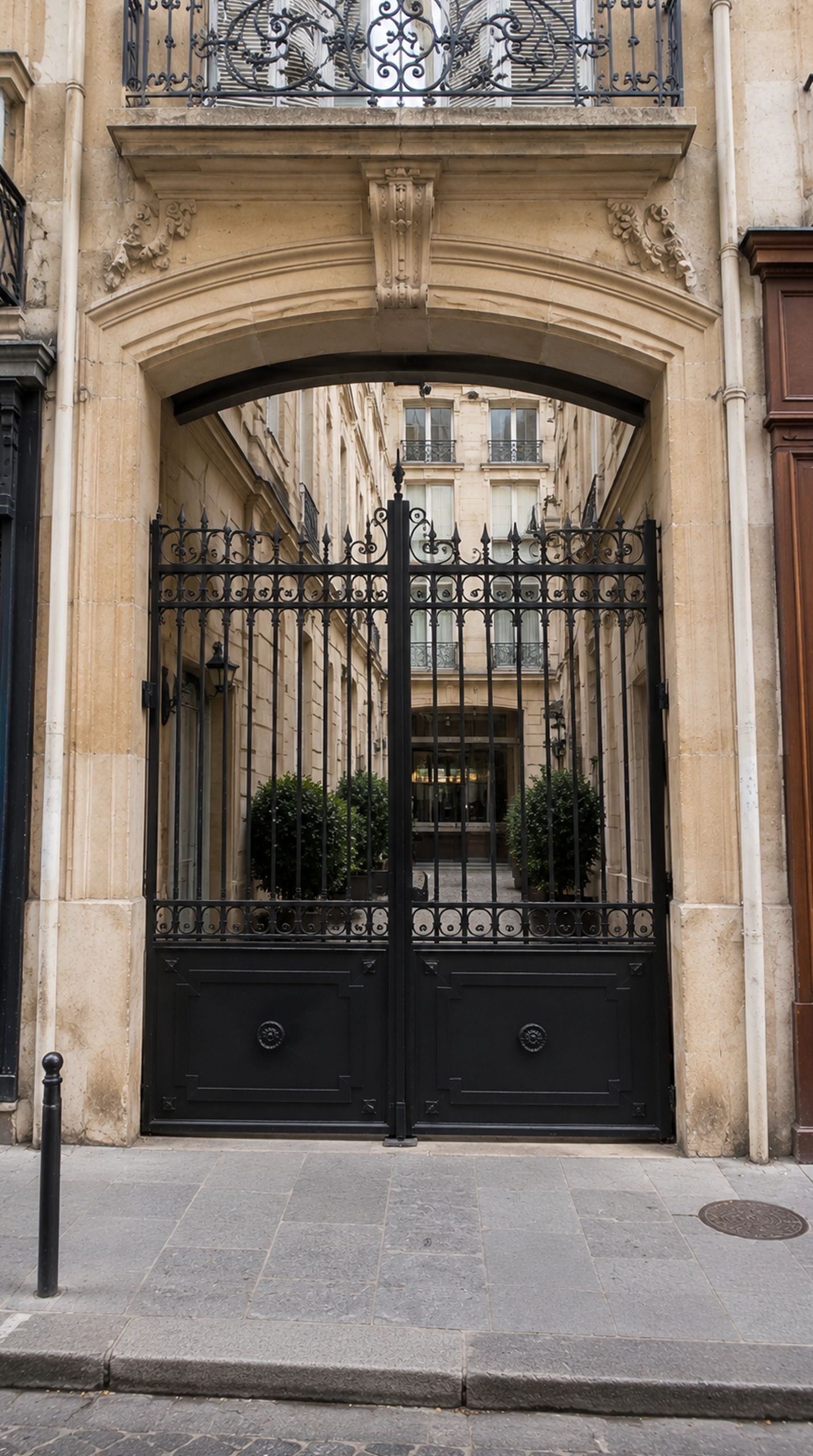 Entreprise d’installation de portail battant électrique à Paris 2e db assistance 75002